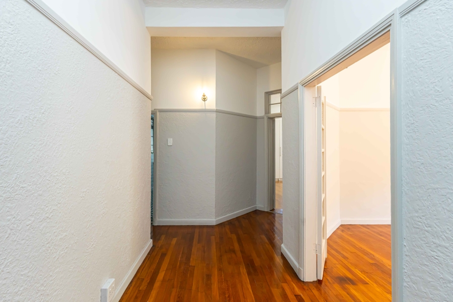 To Let 2 Bedroom Property for Rent in Sea Point Western Cape